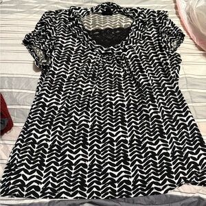Chic Black and White Patterned Top